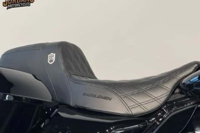 Harley-Davidson Road Glide Special (2018) thumbnail 2