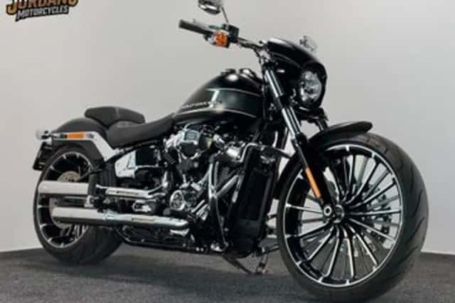 Harley-Davidson Breakout 117 (2023) thumbnail 4