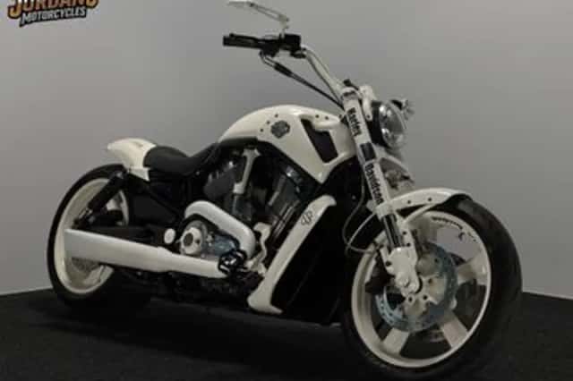 Harley-Davidson V-Rod Muscle (2010) thumbnail 4