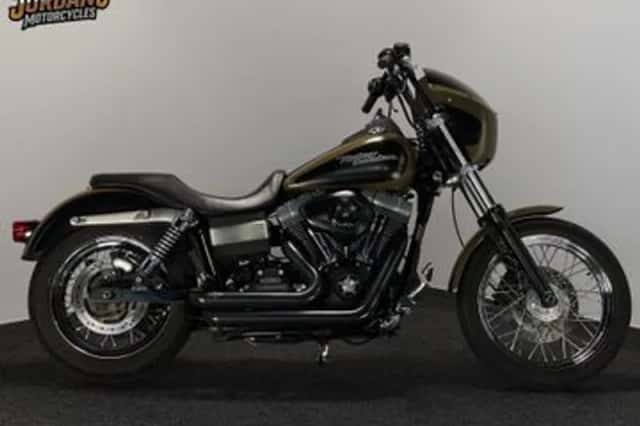 Harley-Davidson Street Bob (2008) thumbnail 1