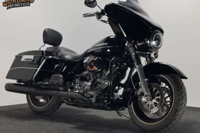 Harley-Davidson Electra Glide Ultra Classic (2006) thumbnail 4