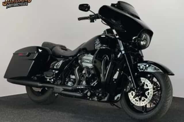 Harley-Davidson Limited (2014) thumbnail 4