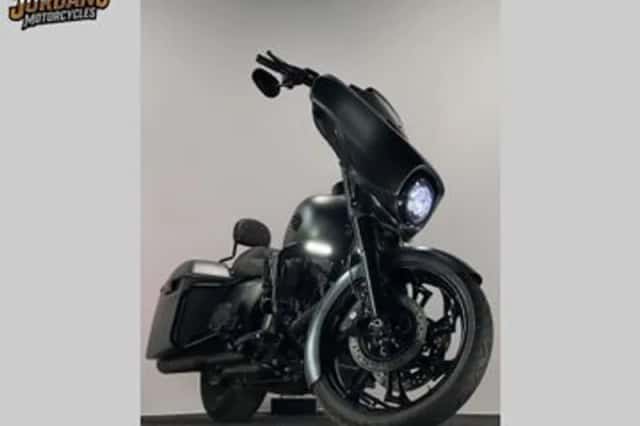 Harley-Davidson Street Glide (2016) thumbnail 3