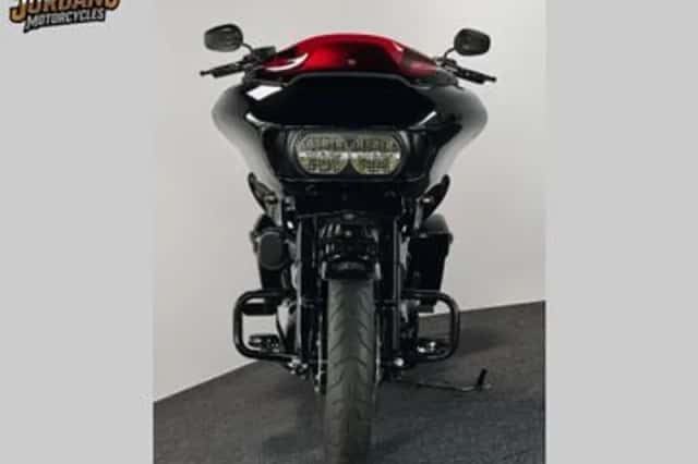Harley-Davidson Road Glide (2023) thumbnail 5