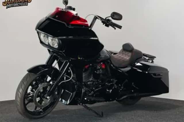 Harley-Davidson Road Glide (2023) thumbnail 6