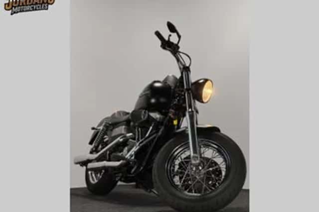 Harley-Davidson Street Bob (2006) thumbnail 3