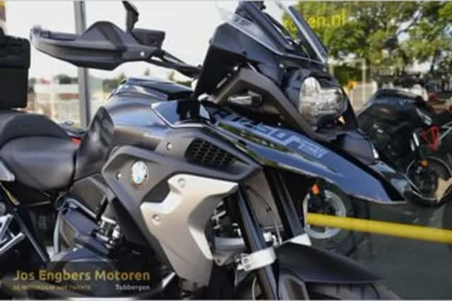 BMW R 1250 GS TRIPLE BLACK (2021) thumbnail 3