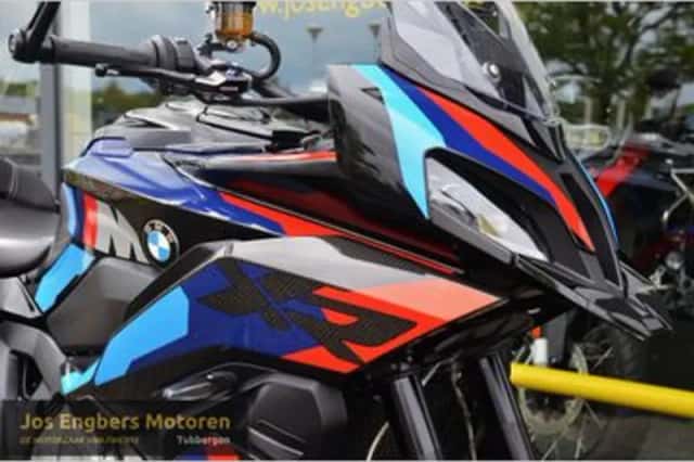 BMW M 1000 XR (2024) thumbnail 3
