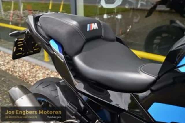 BMW M 1000 XR (2024) thumbnail 5