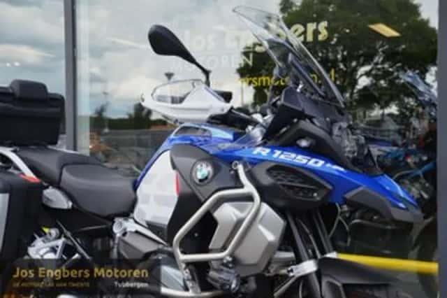 BMW R 1250 GS ADVENTURE (2019) thumbnail 2