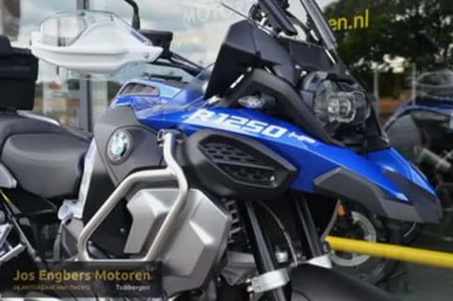 BMW R 1250 GS ADVENTURE (2019) thumbnail 3