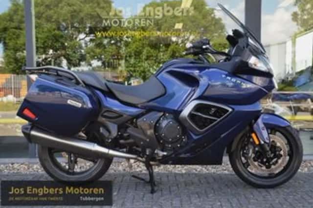 Triumph Trophy 1200 (2014) thumbnail 1