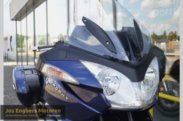 Triumph Trophy 1200 (2014) thumbnail 3