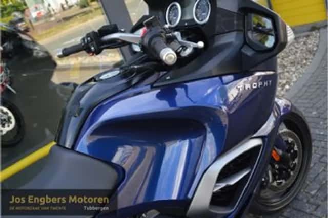 Triumph Trophy 1200 (2014) thumbnail 4