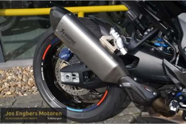 BMW M 1000 XR (2024) thumbnail 3