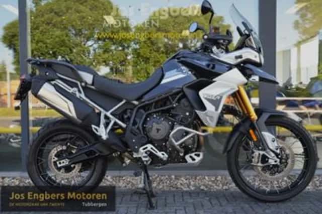 Triumph Tiger 900 Rally PRO (2022) thumbnail 1