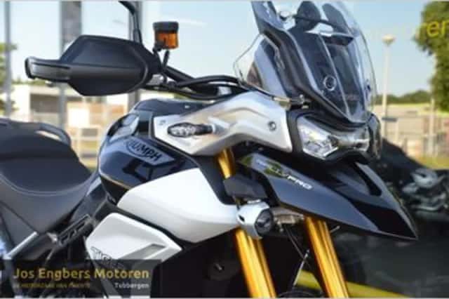 Triumph Tiger 900 Rally PRO (2022) thumbnail 3