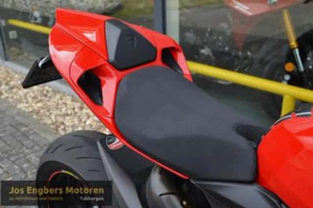 Ducati Panigale 1199 S (2013) thumbnail 5