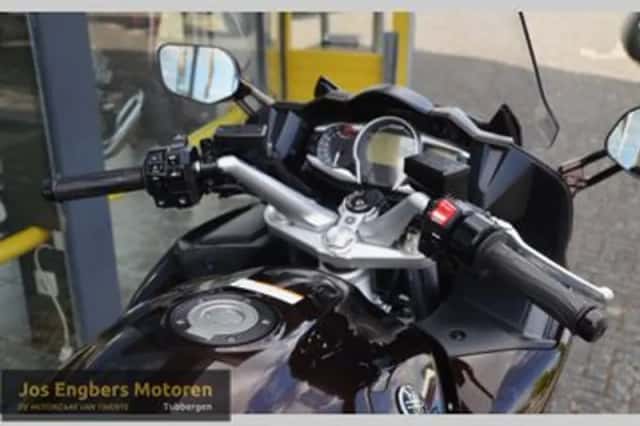 Yamaha FJR 1300 A (2013) thumbnail 5