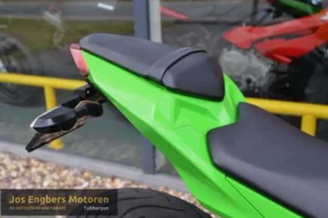 Kawasaki Ninja 300 (2013) thumbnail 6