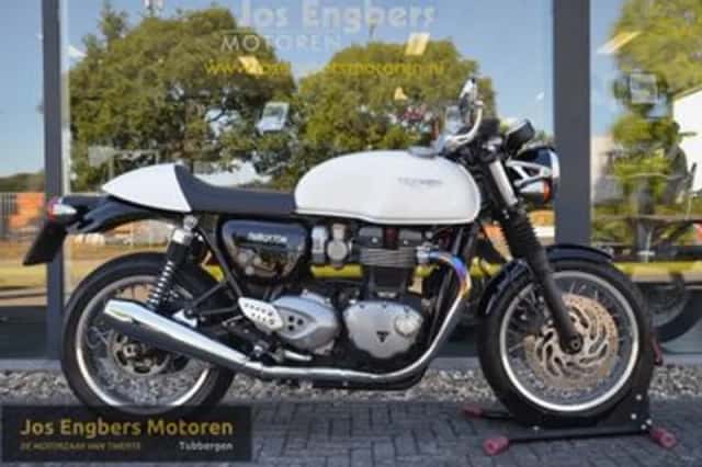 Triumph Thruxton 1200 (2022) thumbnail 1