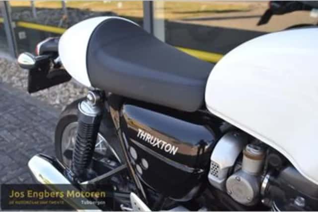 Triumph Thruxton 1200 (2022) thumbnail 4