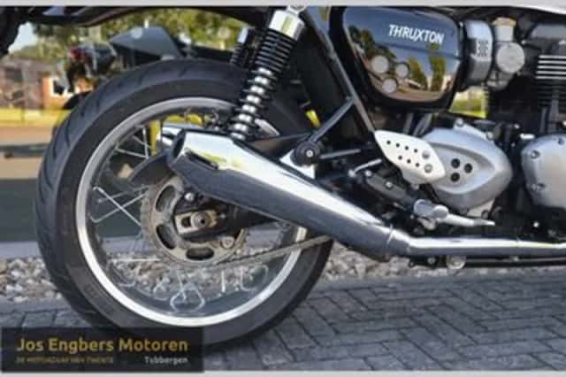 Triumph Thruxton 1200 (2022) thumbnail 6