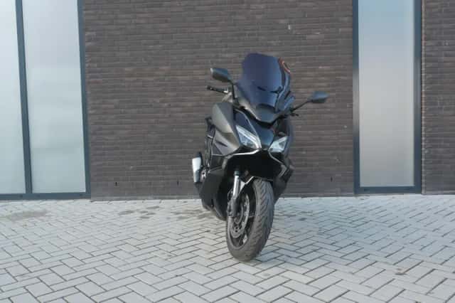 Honda 1290 Superduke R (2021) thumbnail 4