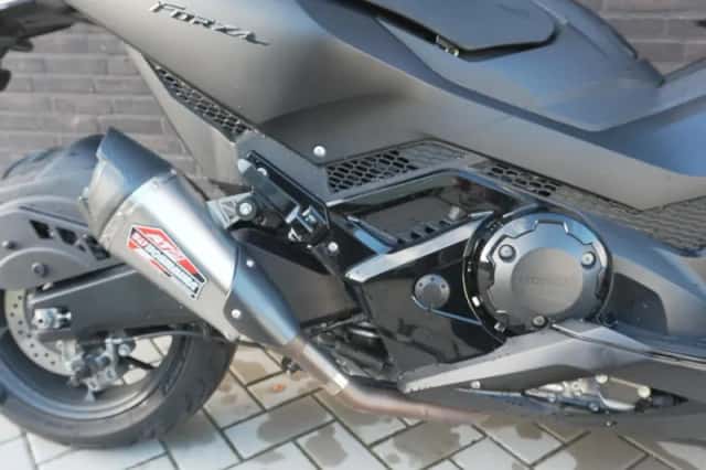 Honda 1290 Superduke R (2021) thumbnail 5