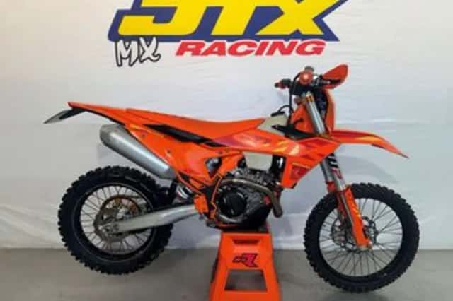 KTM 450 EXC-F SIX Days (2025) thumbnail 1