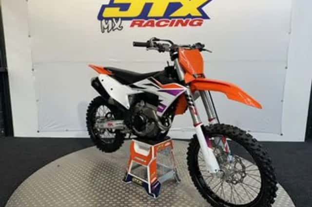 KTM 250 SX-F (2024) thumbnail 2