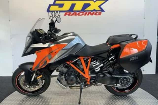 KTM 1290 Super Duke (2018) thumbnail 5