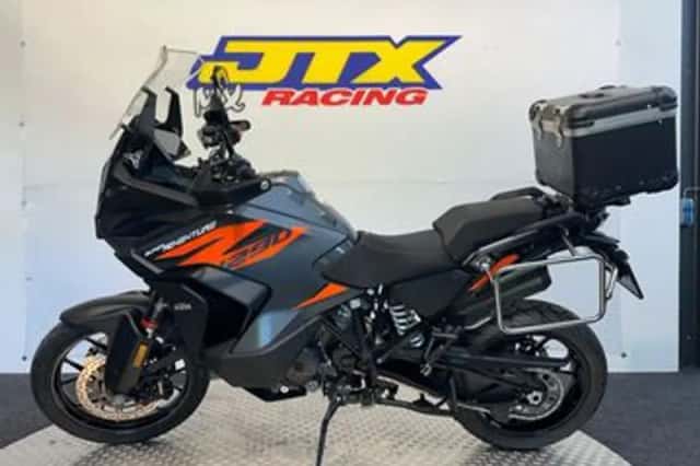 KTM 1290 Super Adventure (2021) thumbnail 3