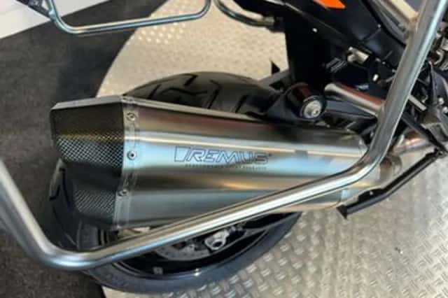 KTM 1290 Super Adventure (2021) thumbnail 4