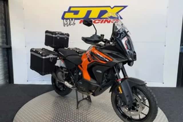 KTM 1290 Super Adventure S (2022) thumbnail 2