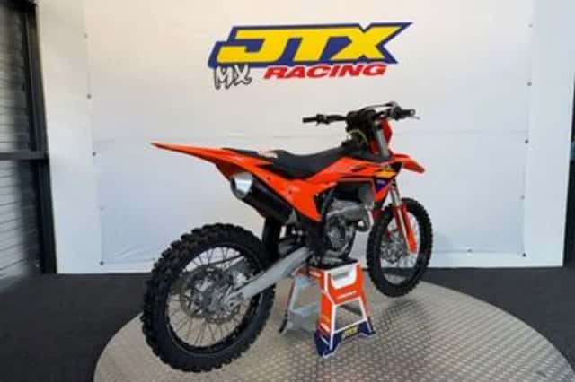 KTM 250 SX-F (2025) thumbnail 3