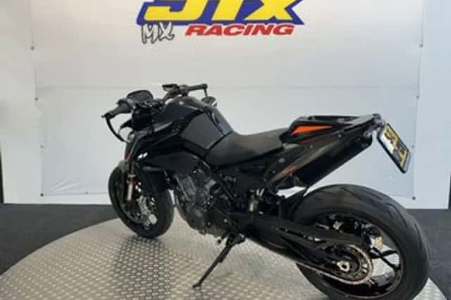 KTM 890 Duke (2021) thumbnail 4