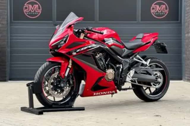 Honda CBR 650 R (2022) thumbnail 3