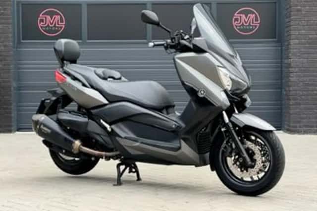 YAMAHA X MAX 400 (2013) thumbnail 1