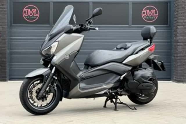 YAMAHA X MAX 400 (2013) thumbnail 3