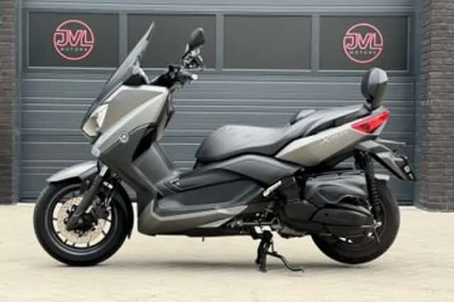 YAMAHA X MAX 400 (2013) thumbnail 4