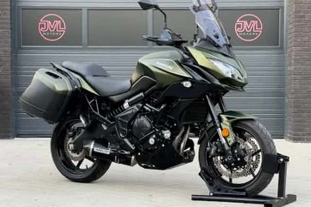 Kawasaki Versys 650 (2018) thumbnail 1