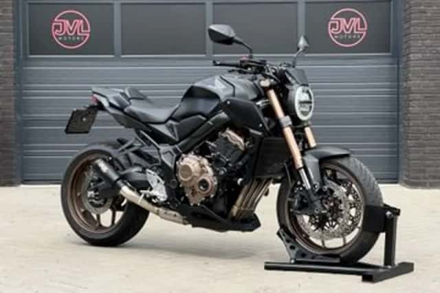 Honda CB650R (2021) thumbnail 1