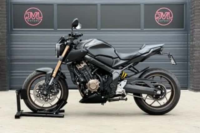 Honda CB650R (2021) thumbnail 4