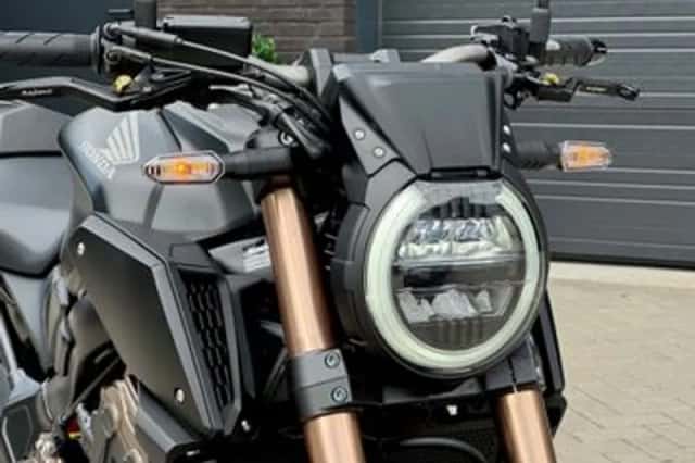 Honda CB650R (2021) thumbnail 5
