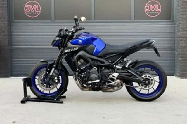 Yamaha MT-09 (2018) thumbnail 4