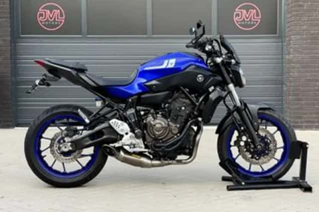 Yamaha MT-07 (2017) thumbnail 2