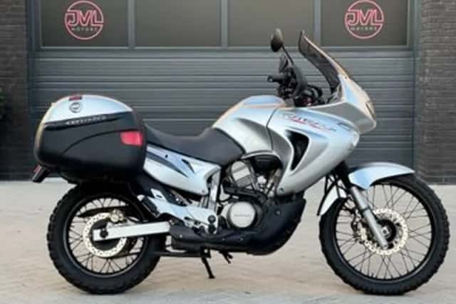 Honda XL 650V Transalp (2005) thumbnail 2