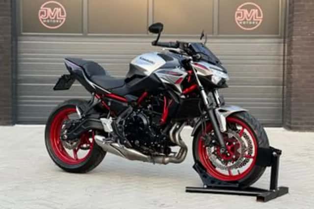Kawasaki Z650 (2023) thumbnail 1
