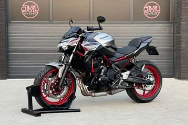 Kawasaki Z650 (2023) thumbnail 3